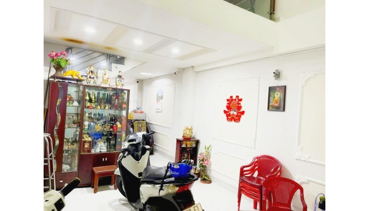 Mặt tiền kinh doanh chợ Rạch Ông 4x16 đúc 4 tầng chỉ 12 tỷ 1